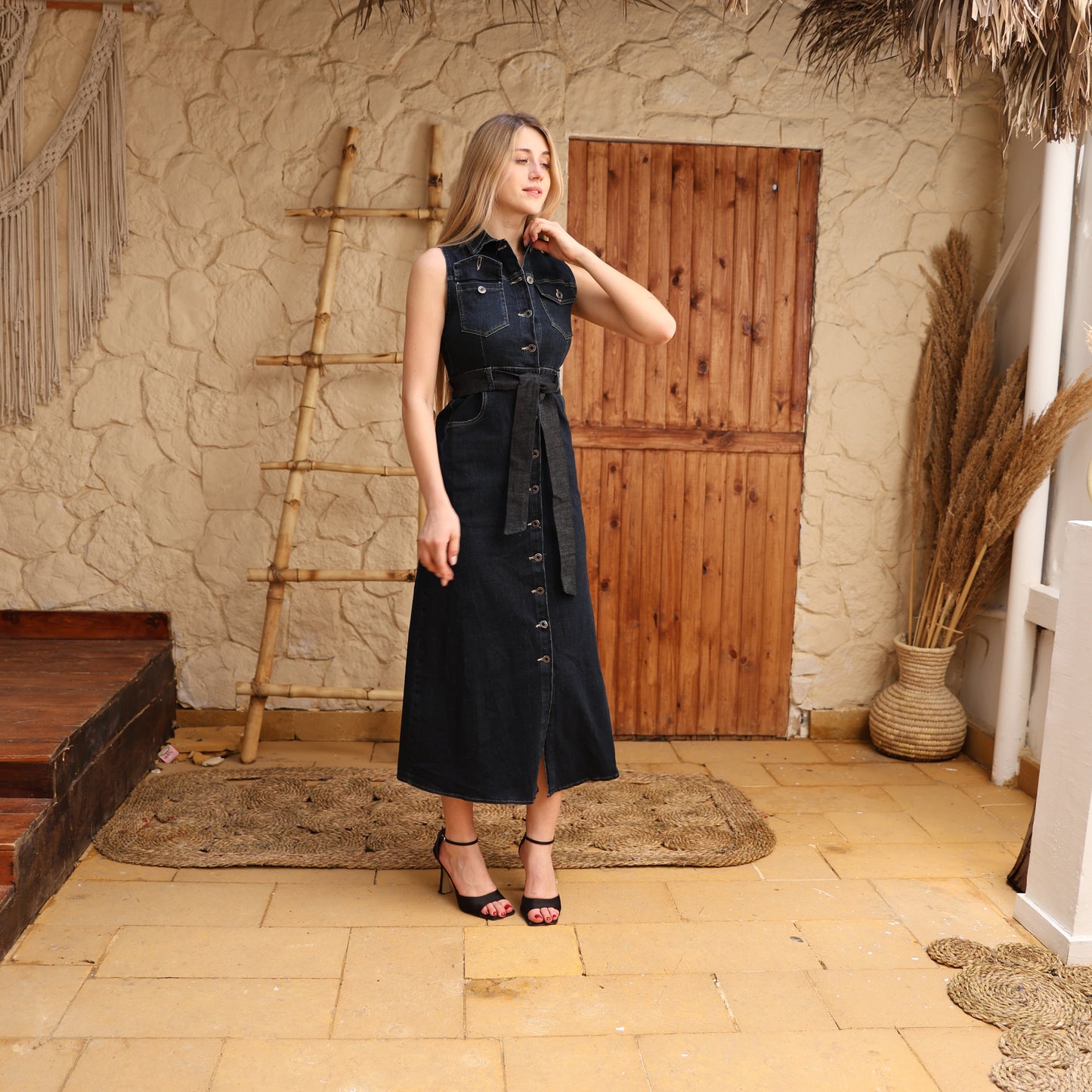La Reine Blue Black Sleeveless Midi Denim Dress With Front Buttons And Belt