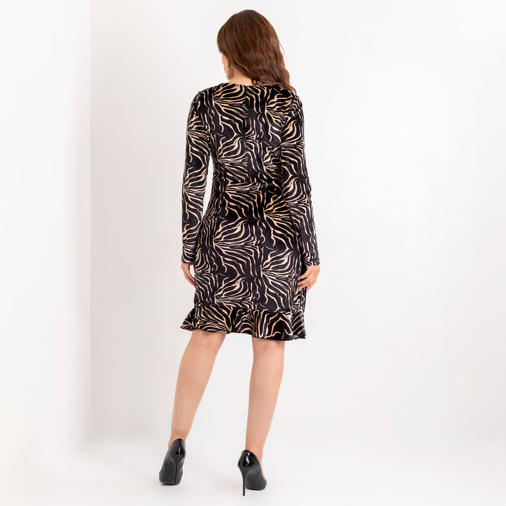 فستان قصير من المخمل المخطط بنقشة جلد الحمار الوحشي بأكمام طويلة من لا رين 