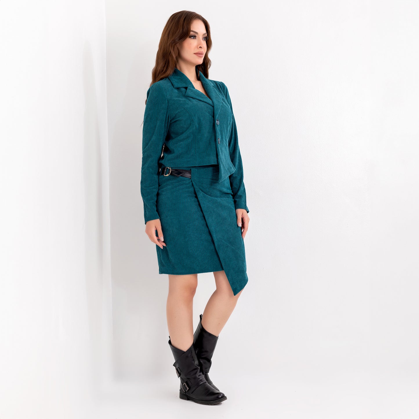 La Reine Elegant Jade Velvet Jacket with Skirt, Suit Set