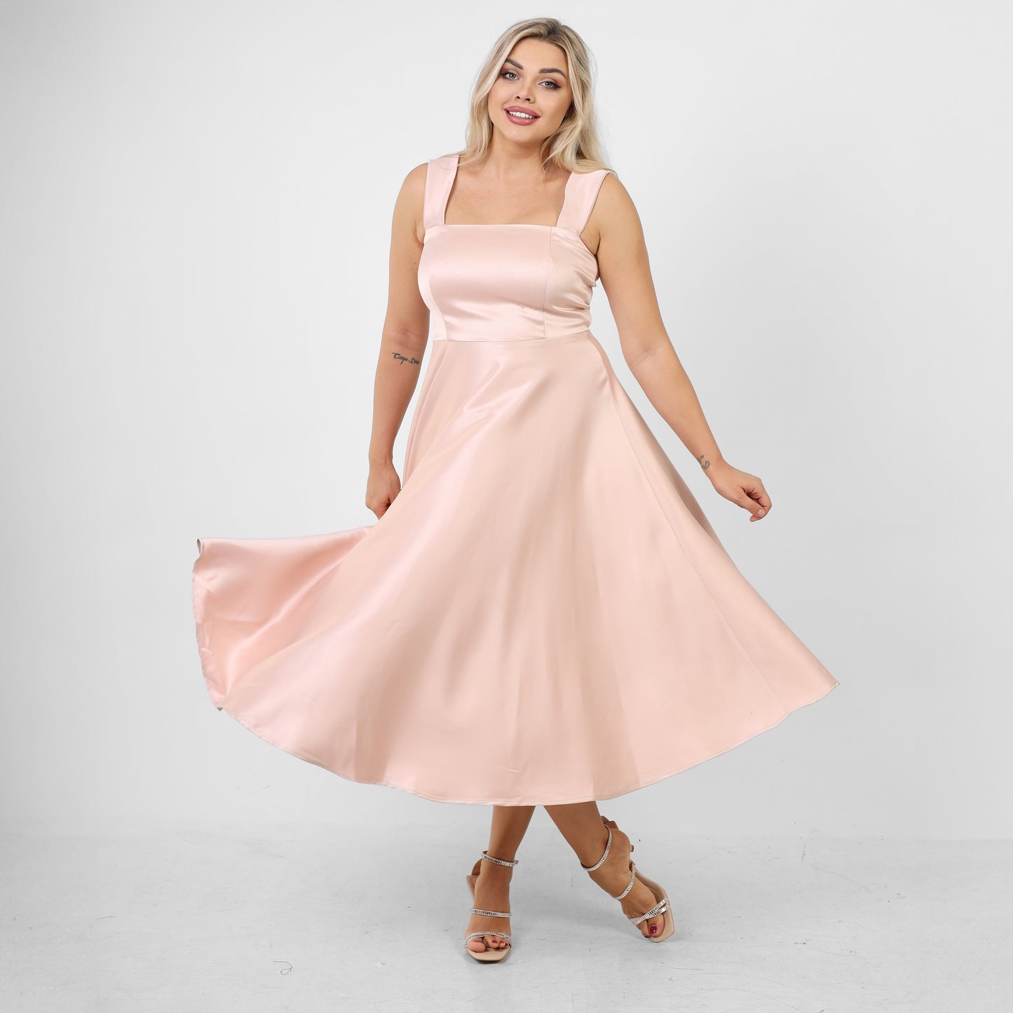 La Reine Rose Ruched Satin wide Midi Satin Dress