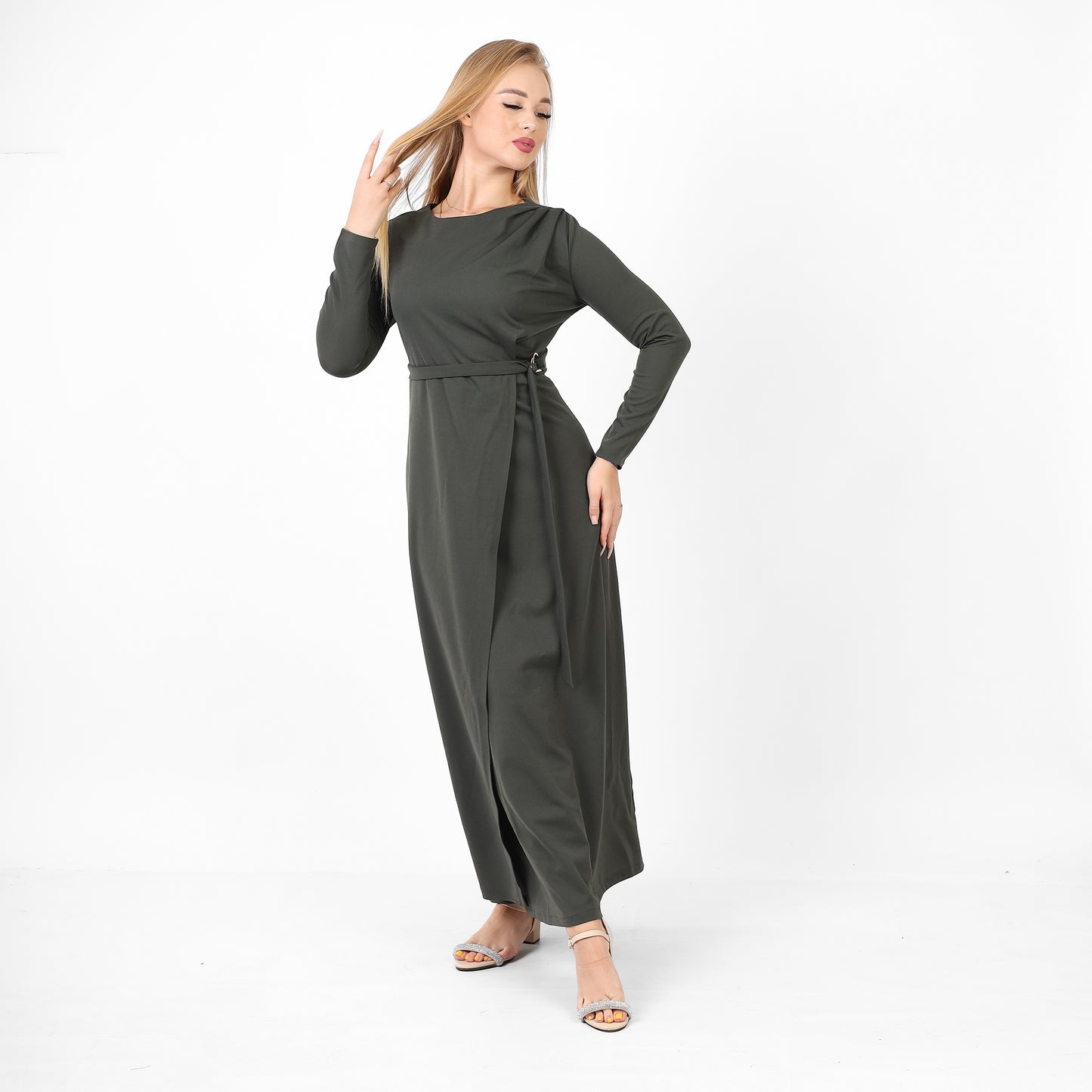 La Reine Neck Solid Long Sleeve Maxi Olive Dress With Belt