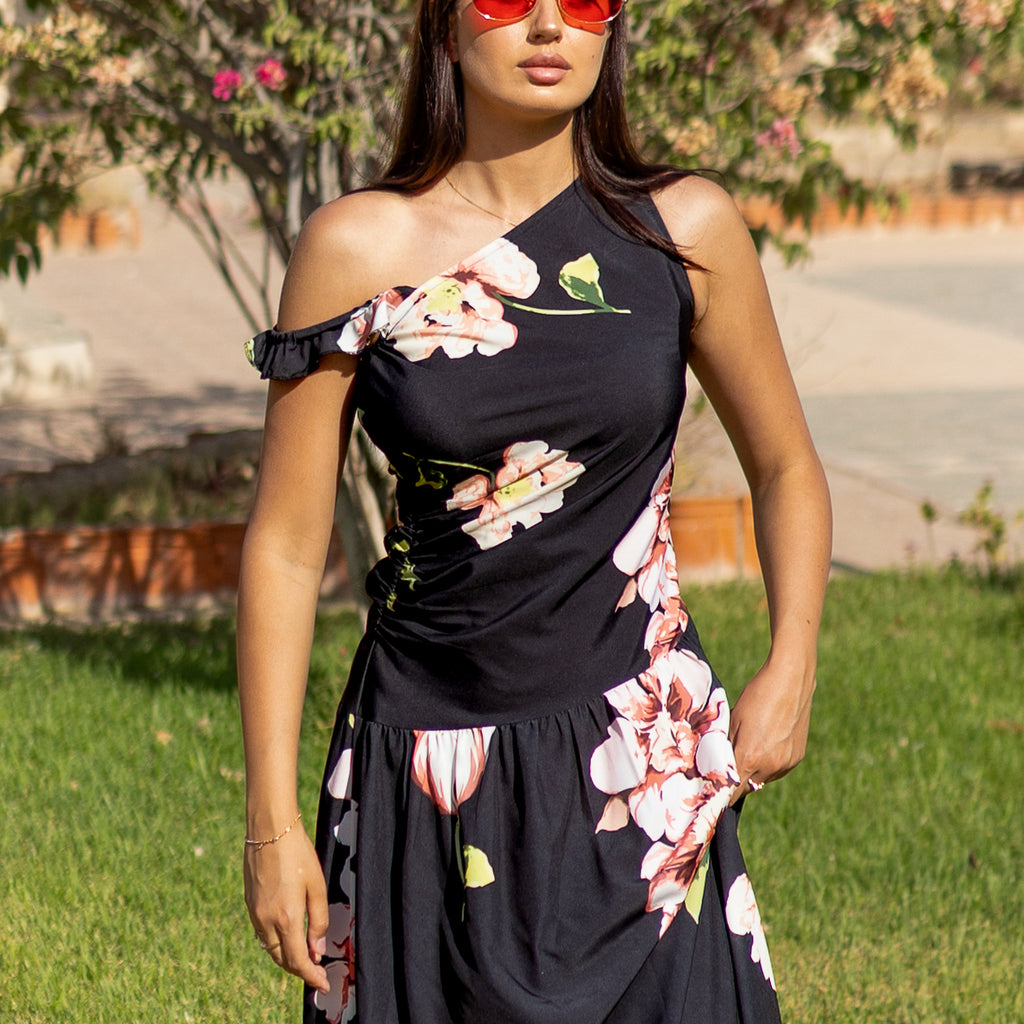 La Reine Patterned Floral on Black Sleeveless Maxi Dress