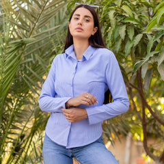 La Reine Blue Striped Slim Fit Button Down Shirt