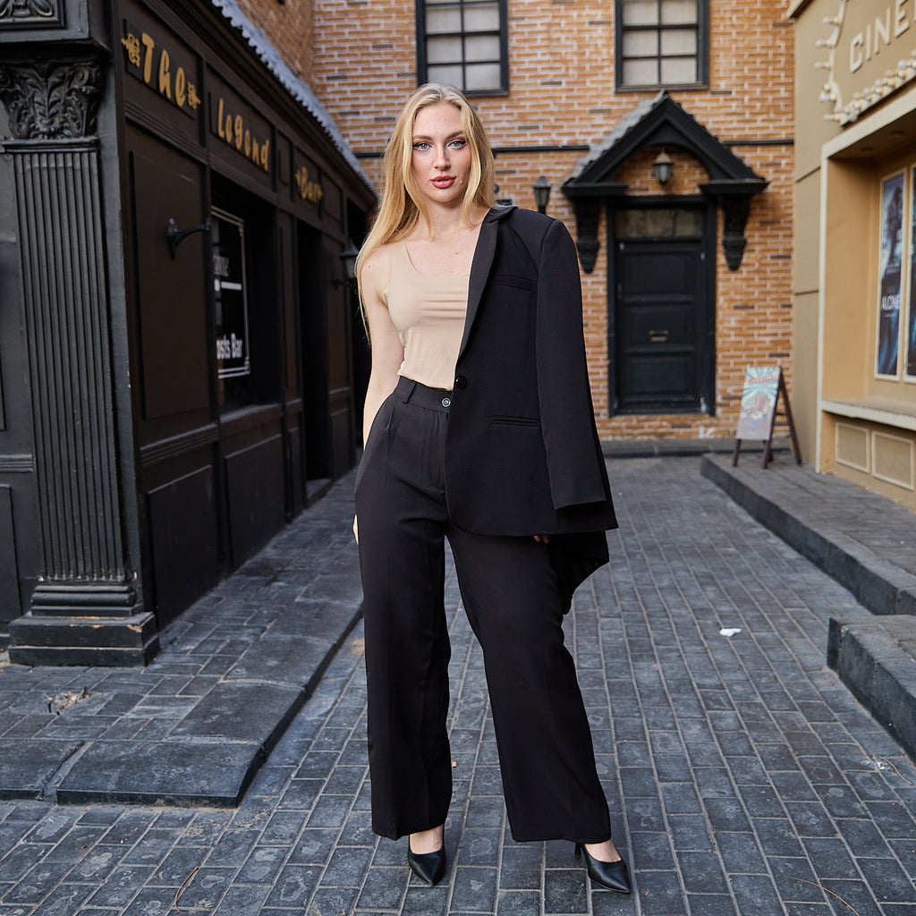 La Reine Classic Black Straight Leg