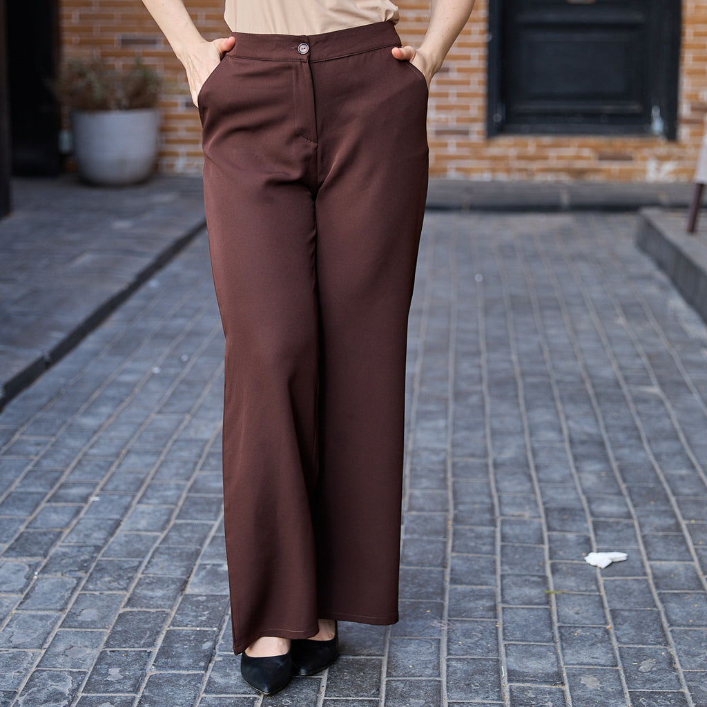 La Reine Classic Brown Straight Leg