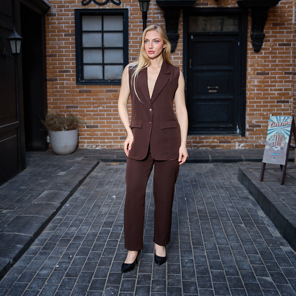 La Reine Collar French Style Vest Blazer Brown