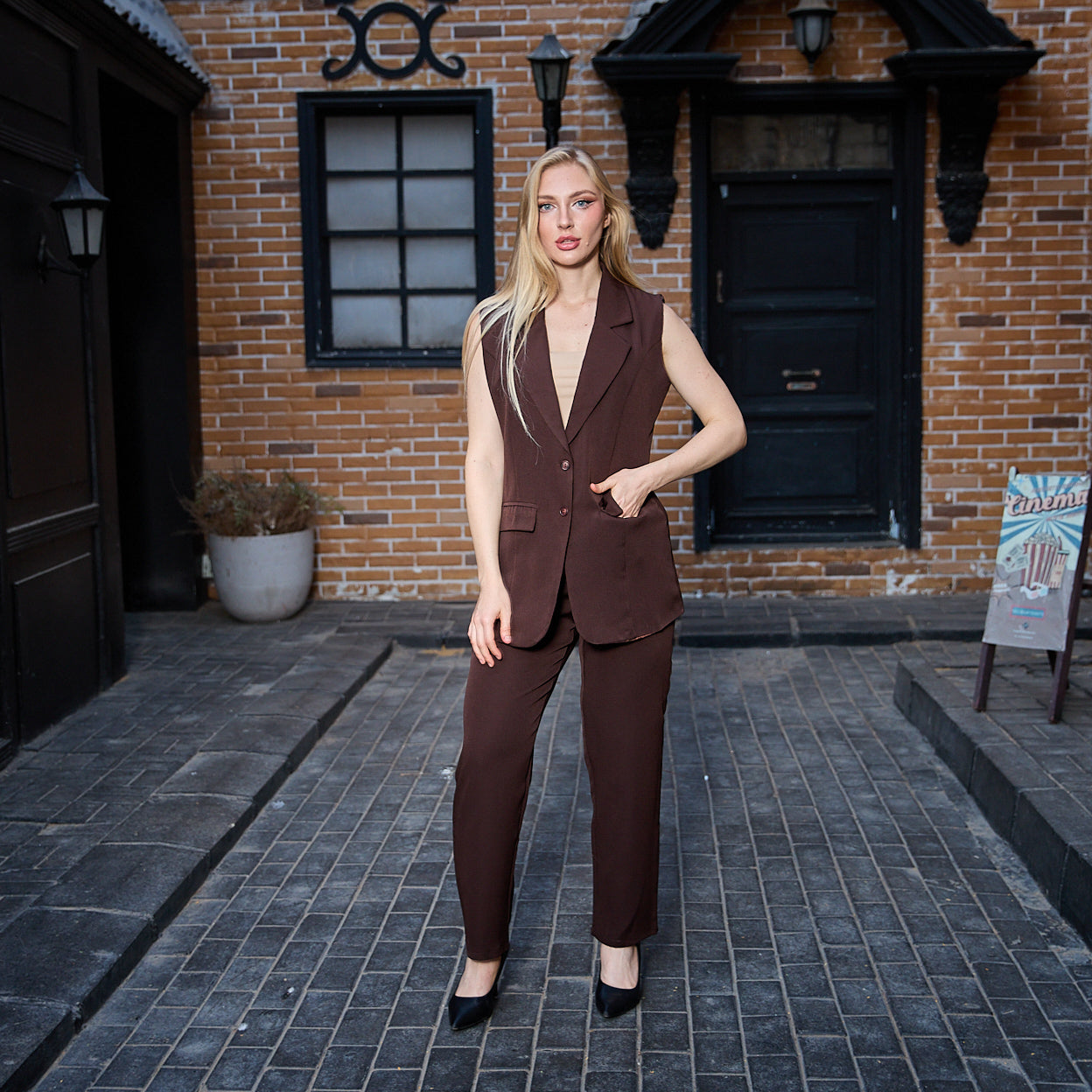 La Reine Collar French Style Vest Blazer Brown