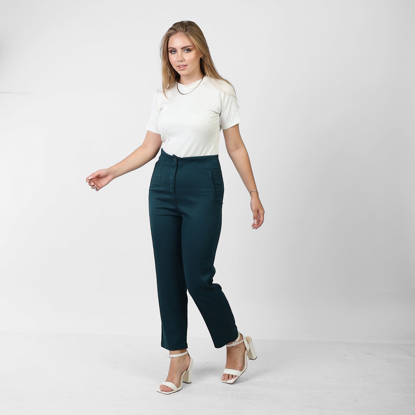 La Reine Classic Narrow Leg Pants