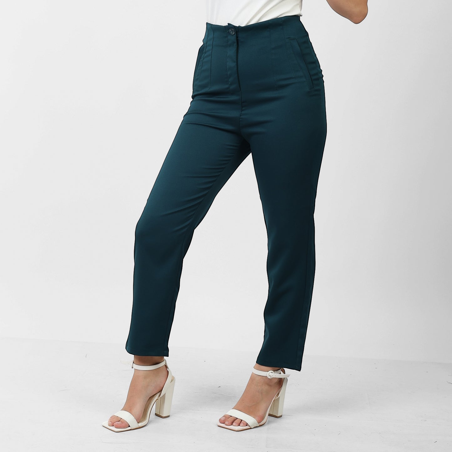 La Reine Classic Narrow Leg Pants