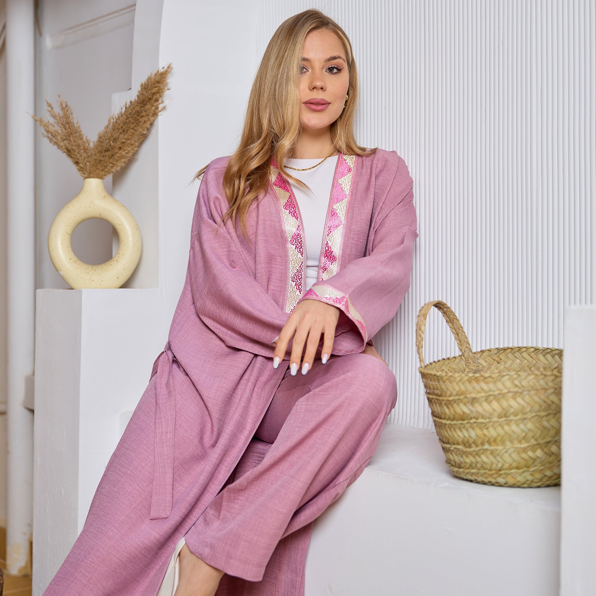 كارديجان أنيق مطرز بالورود من لا رين بأكمام واسعة