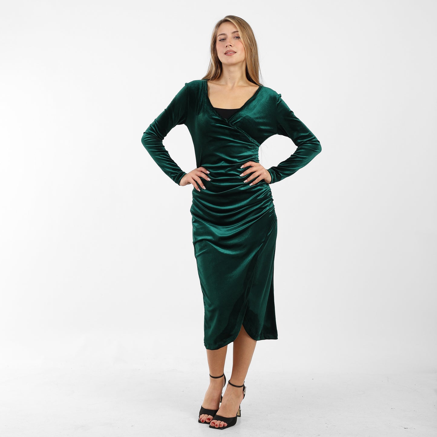 La Reine Green Elegant Wrap Velvet Midi Dress