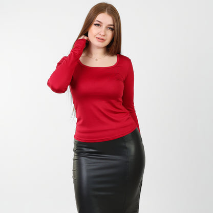 La Reine Ruby Radiance Red Long-Sleeve Basic Top