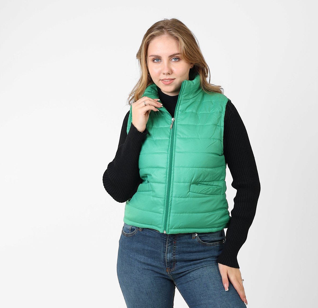 La Reine Green Stand Collar Lightweight Short Down Vest