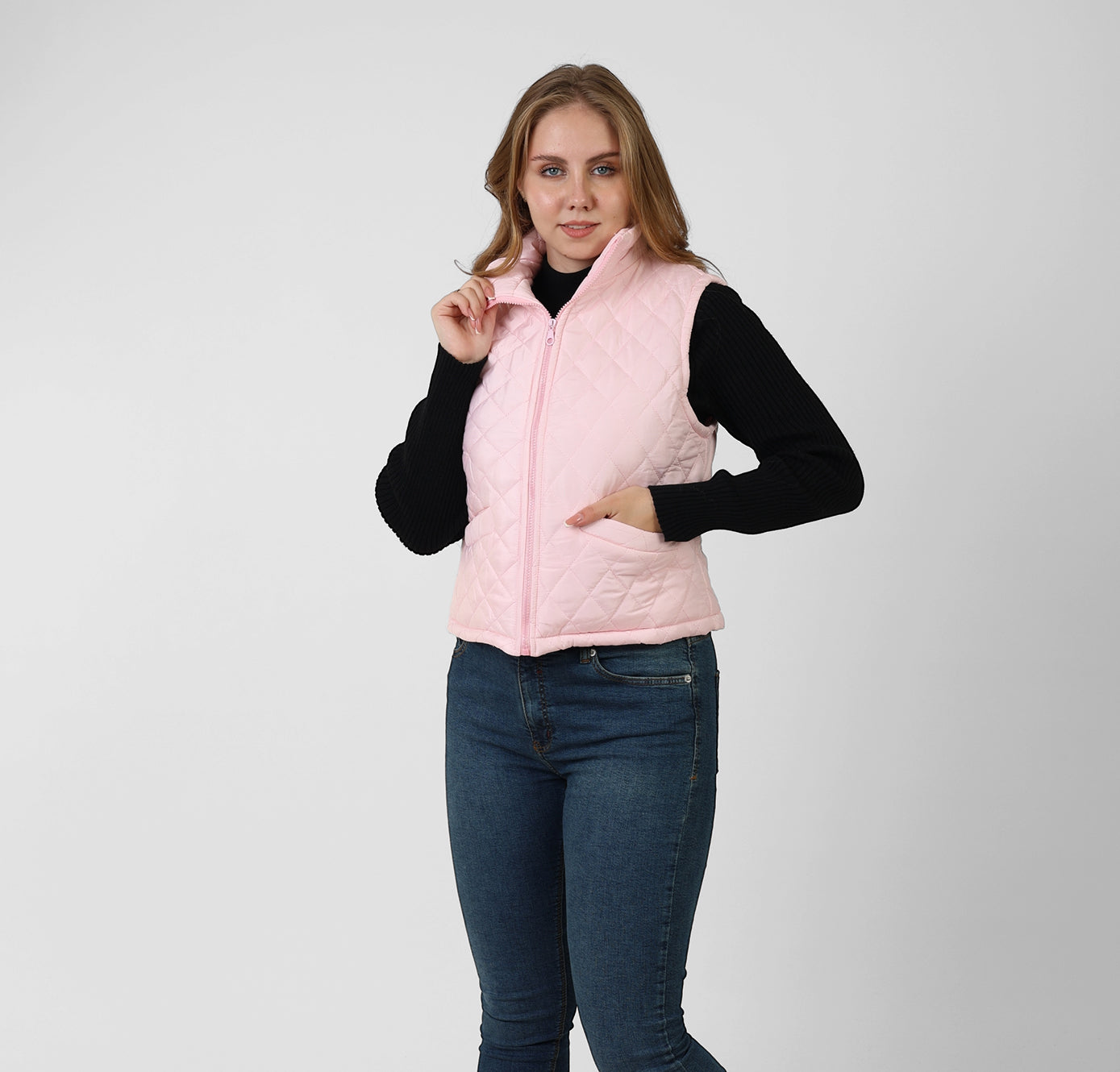 La Reine Rose Stand Collar Lightweight Short Down Vest