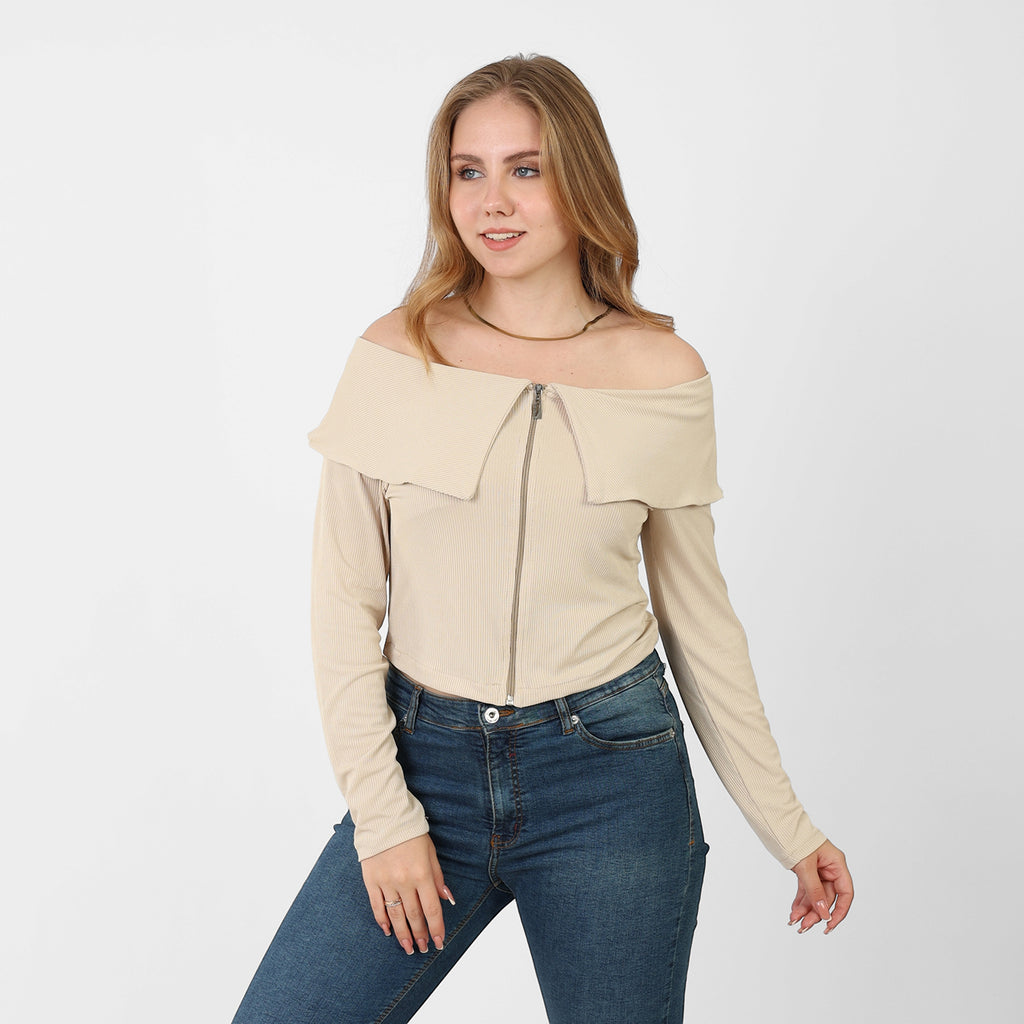 La Reine Beige Off Shoulder Long Sleeve Top with Zipper