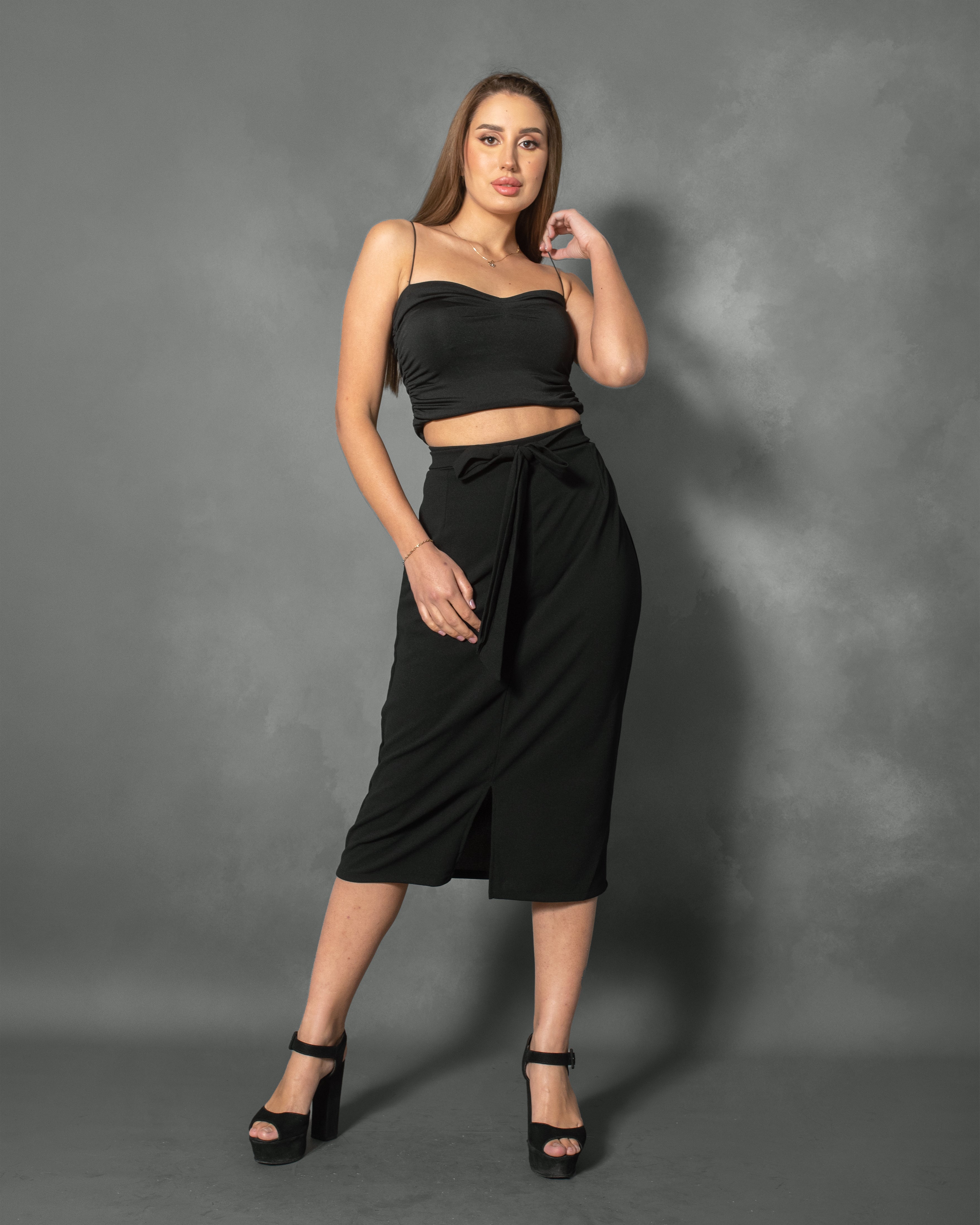 La Reine Knot Detail Split Hem Skirt