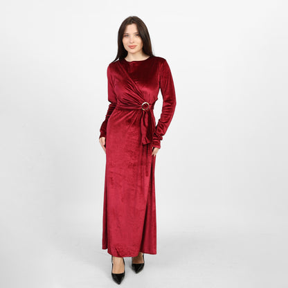 La Reine Burgundy/Maroon Elegant Velvet Dress with Waist Cinching Gold Buckle Detail