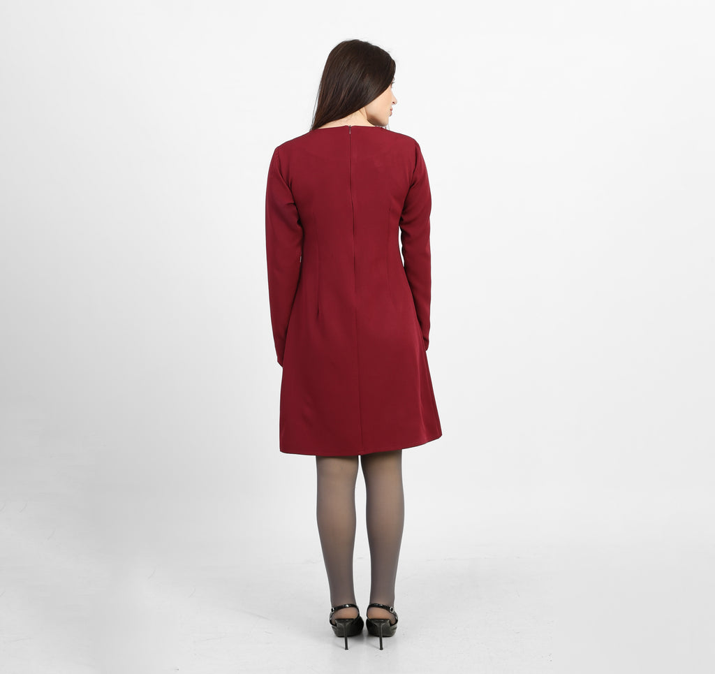La Reine Burgundy Elegant Long-Sleeve Mini Dress with Brooches