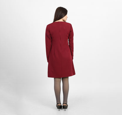 La Reine Burgundy Elegant Long-Sleeve Mini Dress with Brooches