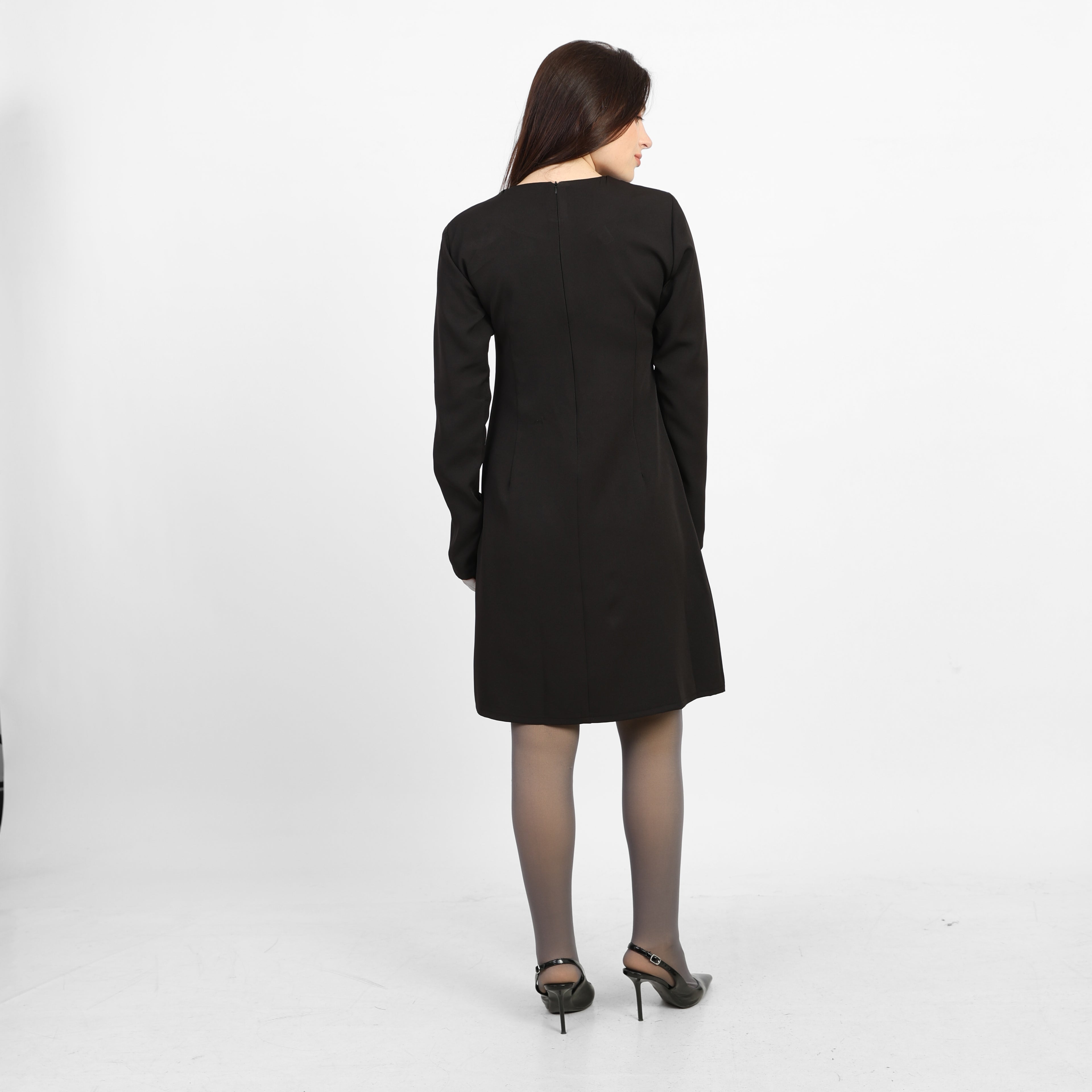 La Reine Black Elegant Long-Sleeve Mini Dress with Brooches