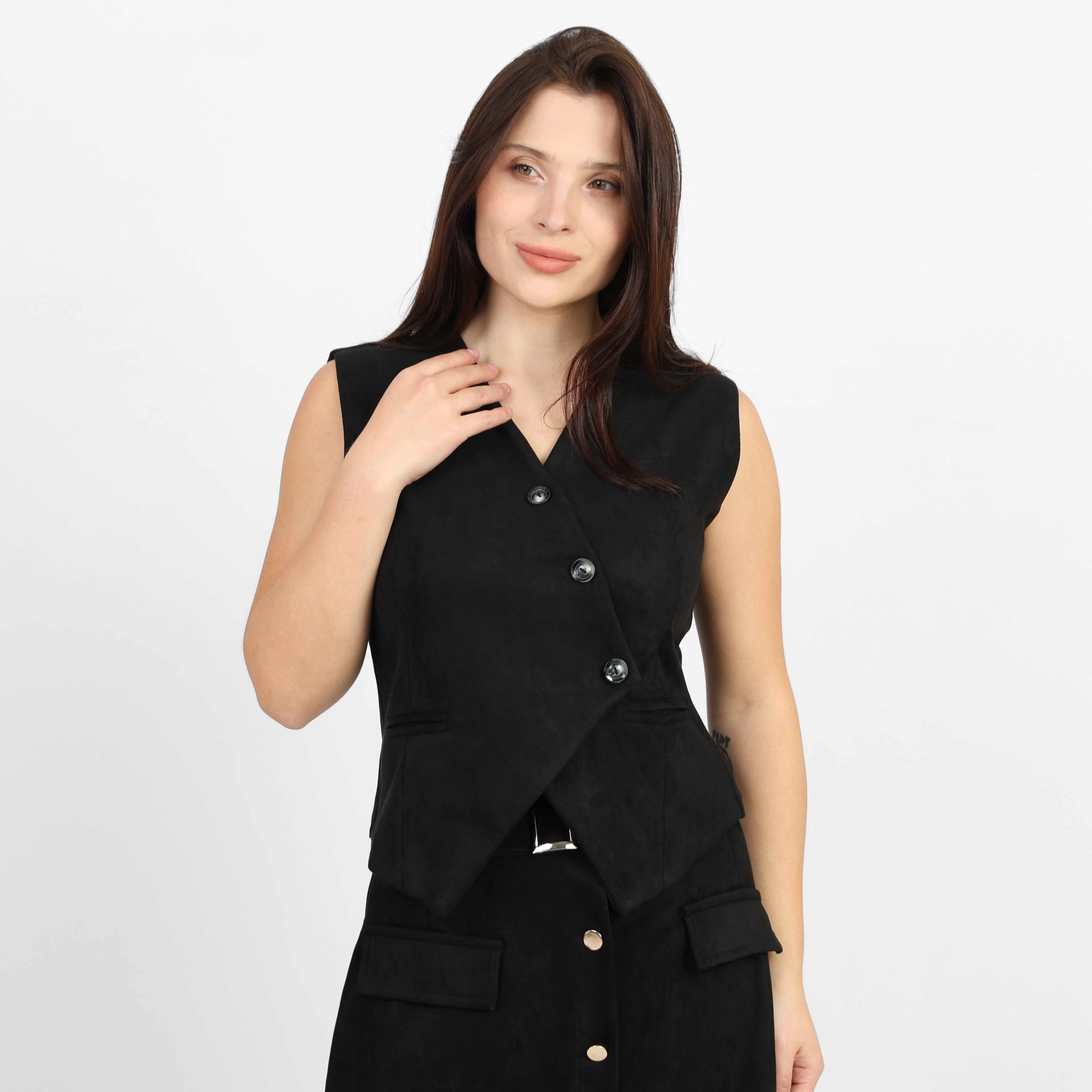 صدرية كلاسيكية من جلد الغزال الأسود من لا رين بياقة على شكل حرف V 