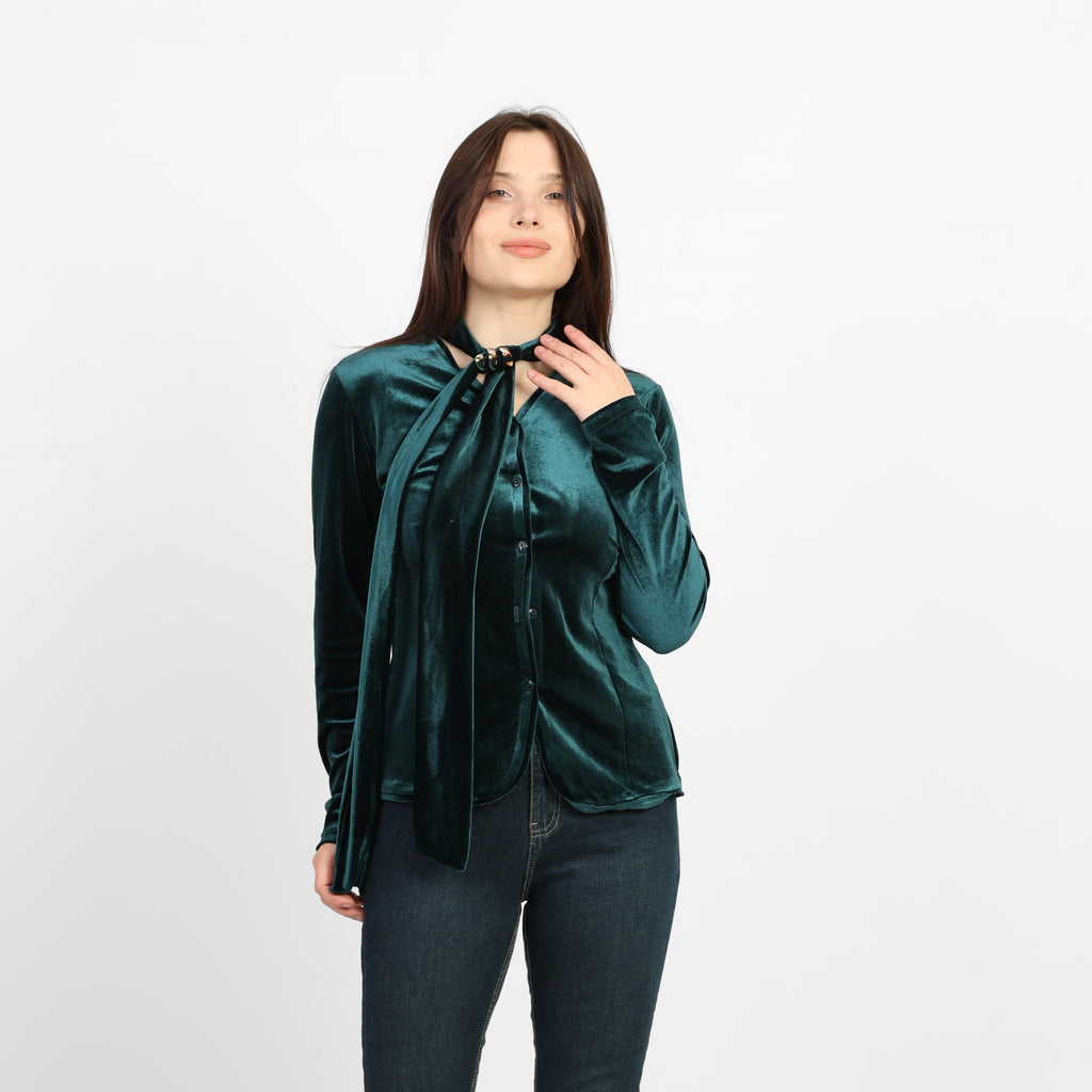 بلوزة لا رين أوليف ذات تصميم أمامي مكشكش وربطة عنق 