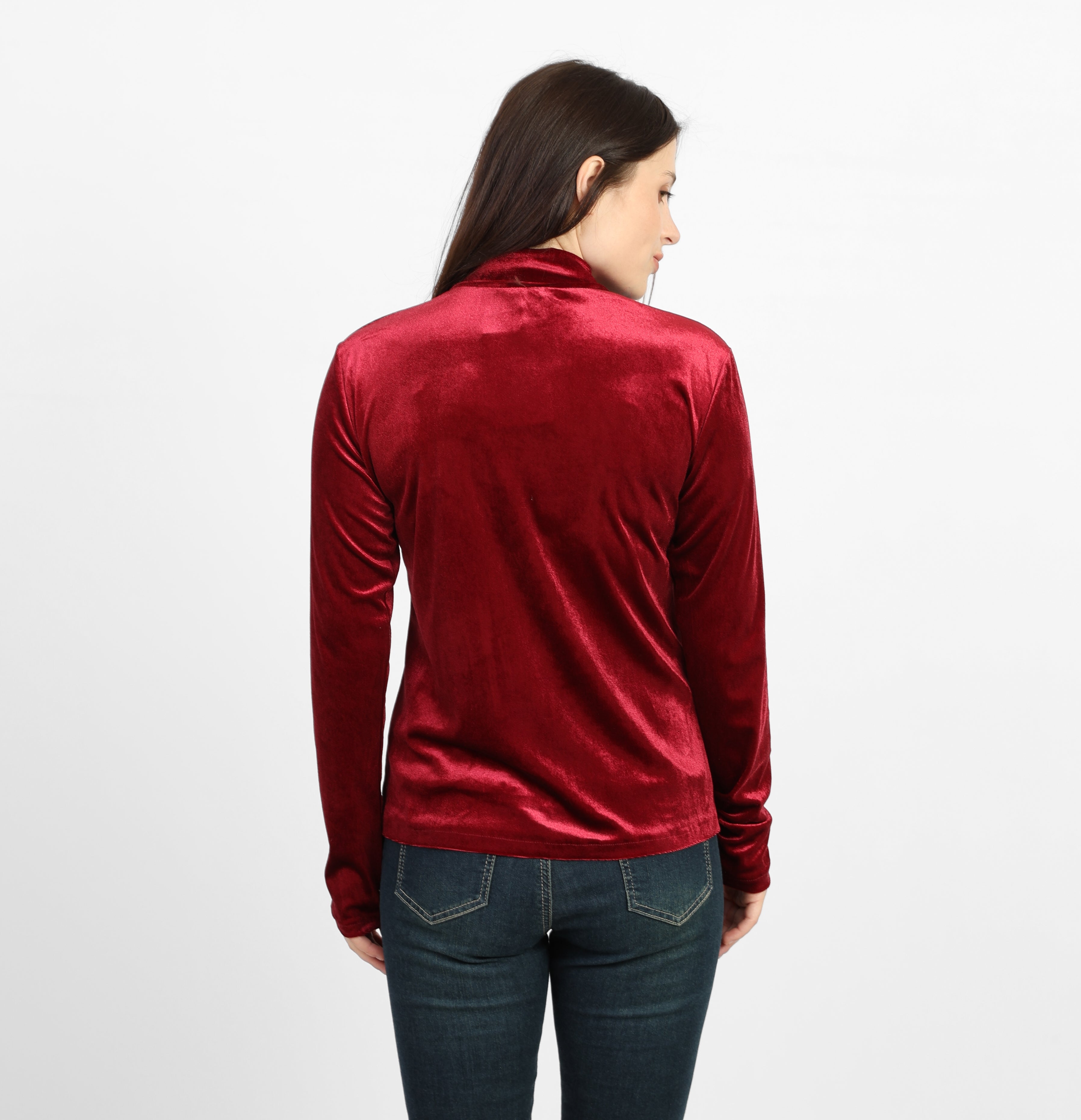 بلوزة لا رين بورغندي ذات تصميم مكشكش من الأمام وربطة عنق 