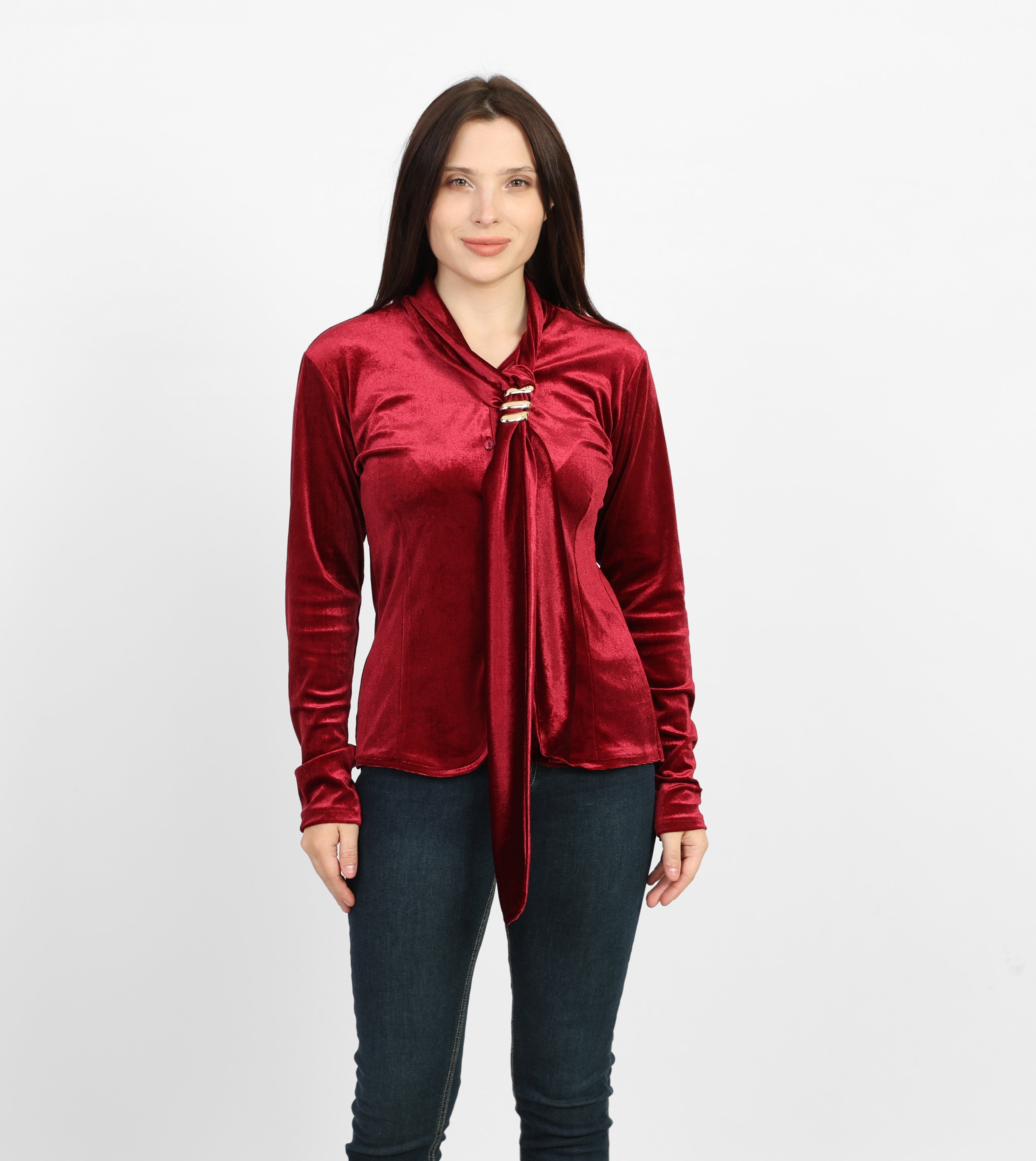 بلوزة لا رين بورغندي ذات تصميم مكشكش من الأمام وربطة عنق 