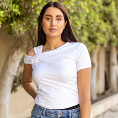 La Reine White Edge One-Shoulder Tee Basic Top