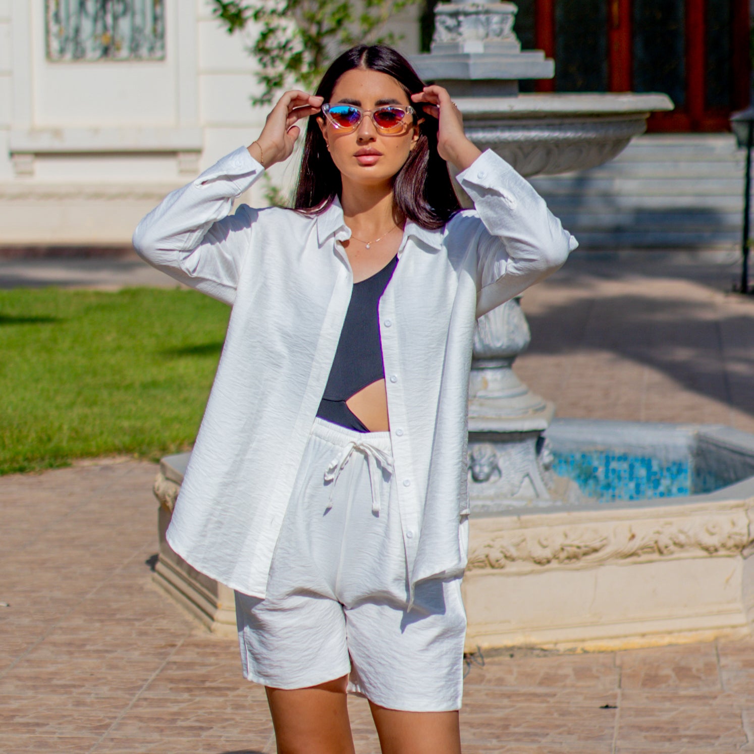 شورت كتان أبيض من لا رين 