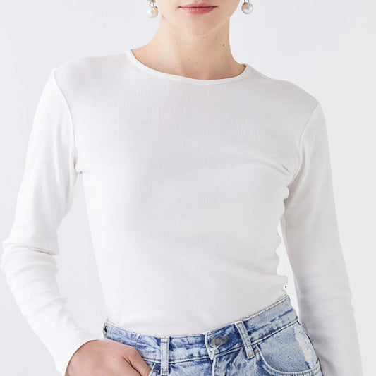 La Reine White Round Neck Long Sleeve Basic Top