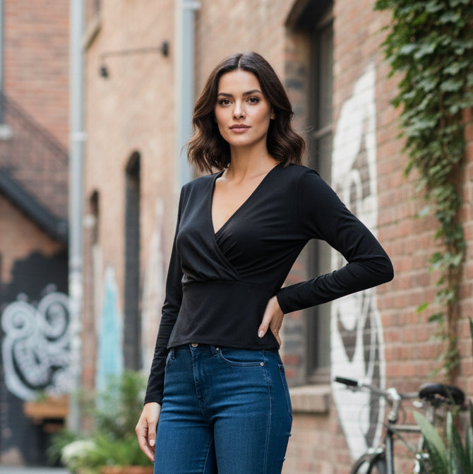 La Reine Black Fitted Pleated Cropped Wrap Basic